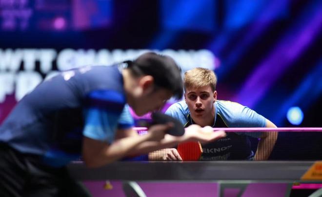 一次越位判 一次越位判