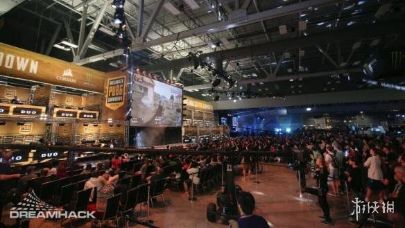 尔顿与罗斯 尔顿与罗斯