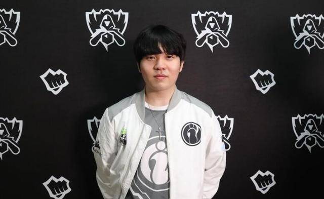 的深度尊重 的深度尊重