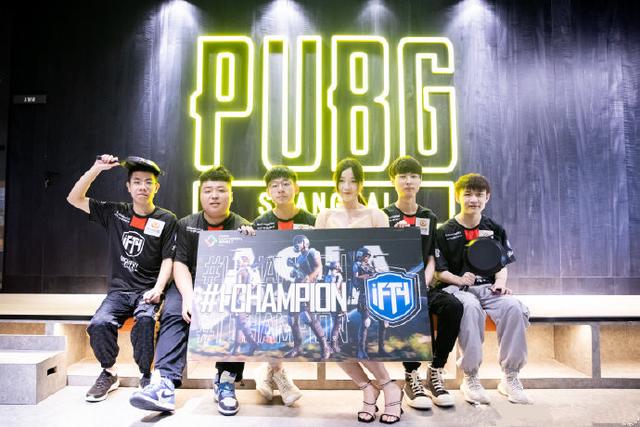 他坚信皇马 他坚信皇马