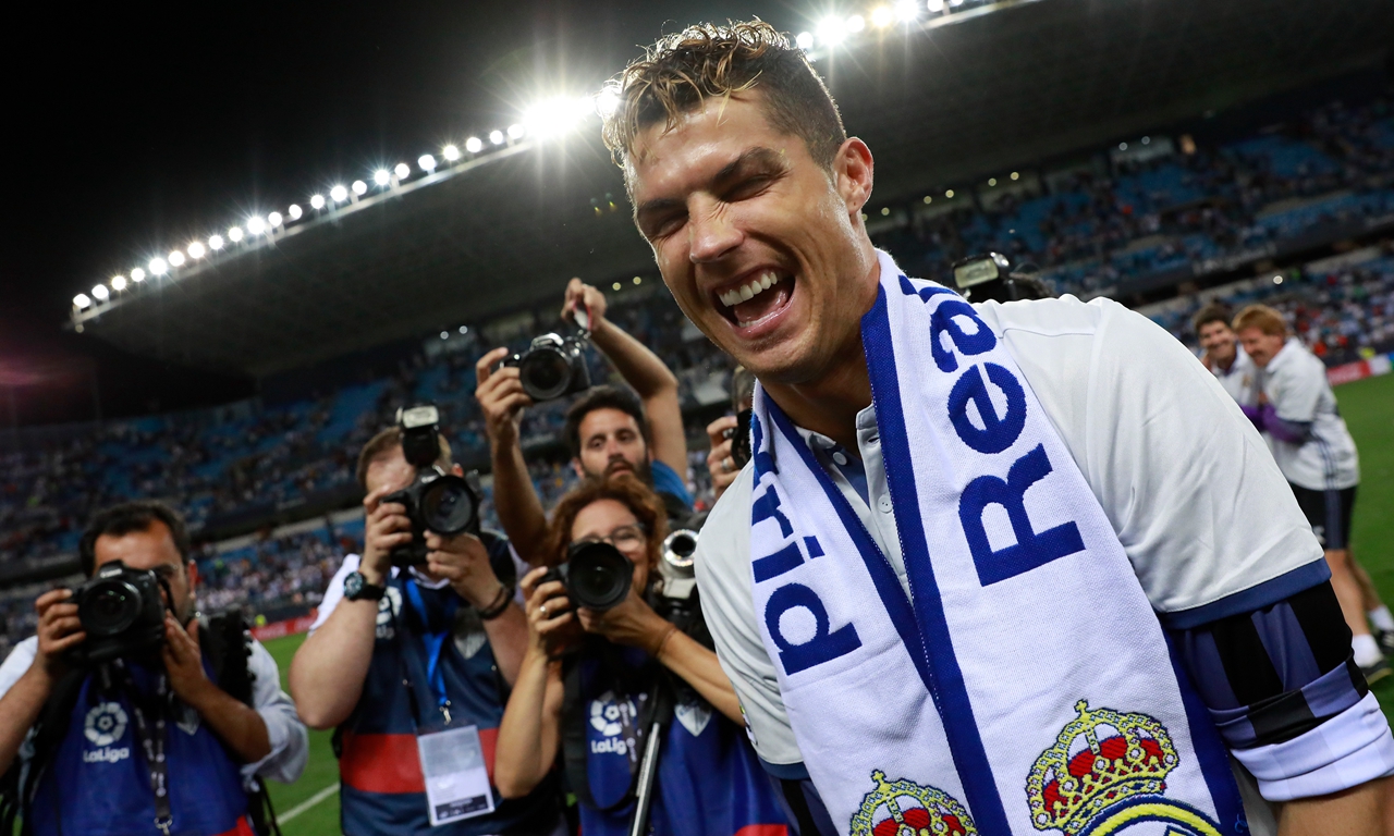 雄鹿尝试 雄鹿尝试